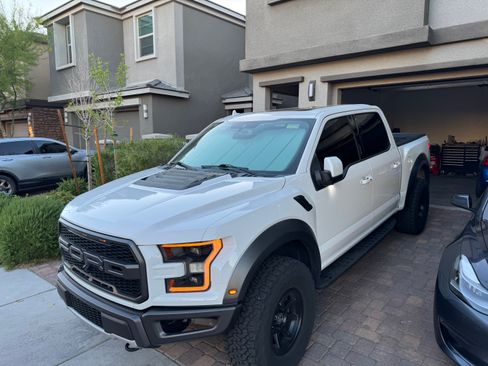 Used 2019 Ford F150 Raptor w/ Equipment Group 802A Luxury image 2