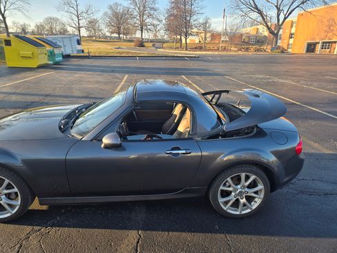 Used 2014 MAZDA MX-5 Miata Grand Touring w/ Premium Package image 5