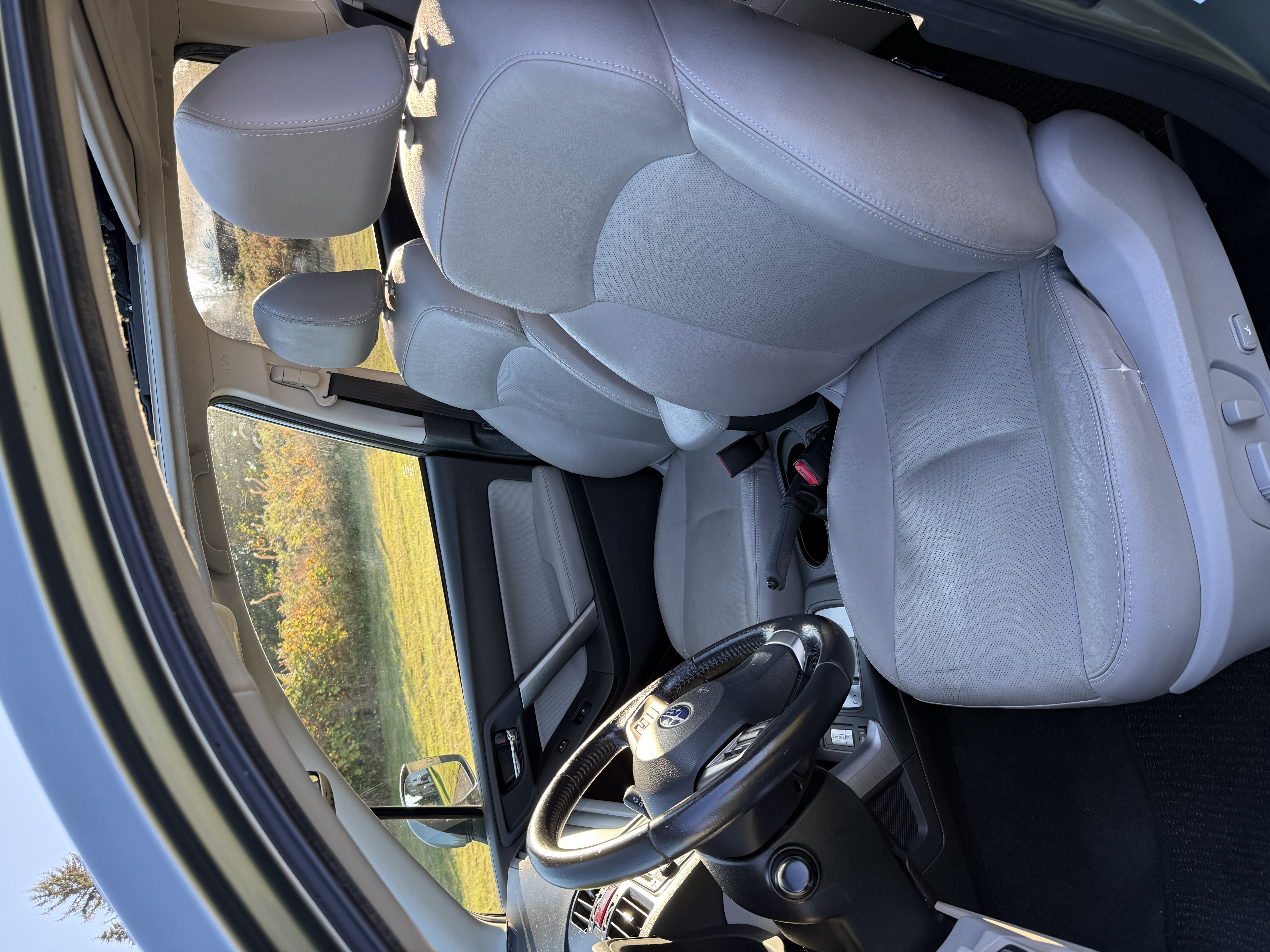Used 2014 Subaru Forester 2.5i Limited w/ Popular Package #2 AWD/4WD image 11