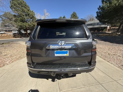 Used 2023 Toyota 4Runner Limited AWD/4WD image 5