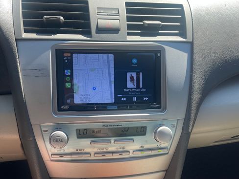 Used 2009 Toyota Camry XLE image 11