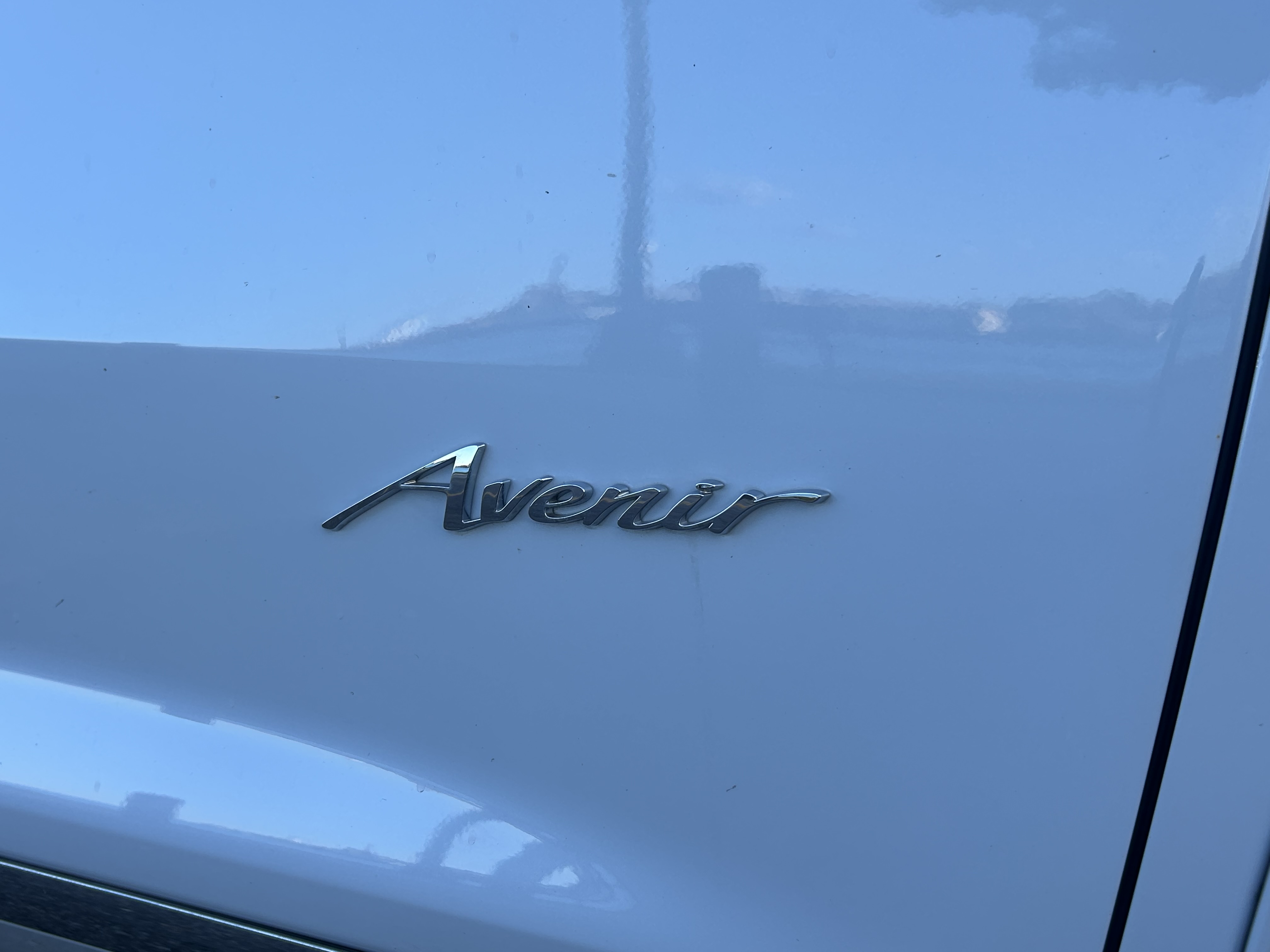 Used 2026 Buick Enclave Avenir w/ Super Cruise Package AWD/4WD image 4