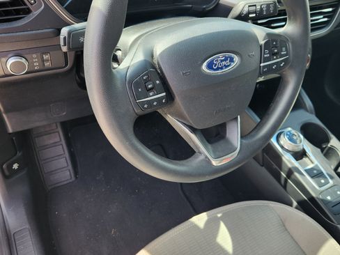 Used 2021 Ford Escape S image 11