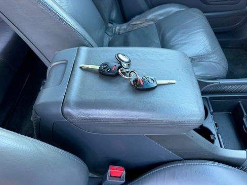 Used 2005 Honda Pilot EX-L image 31