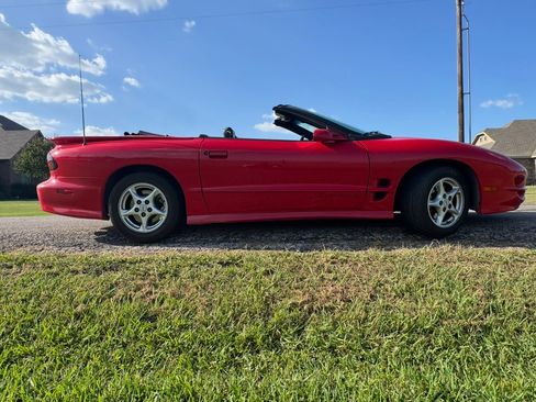 Used 2002 Pontiac Firebird Trans Am image 9