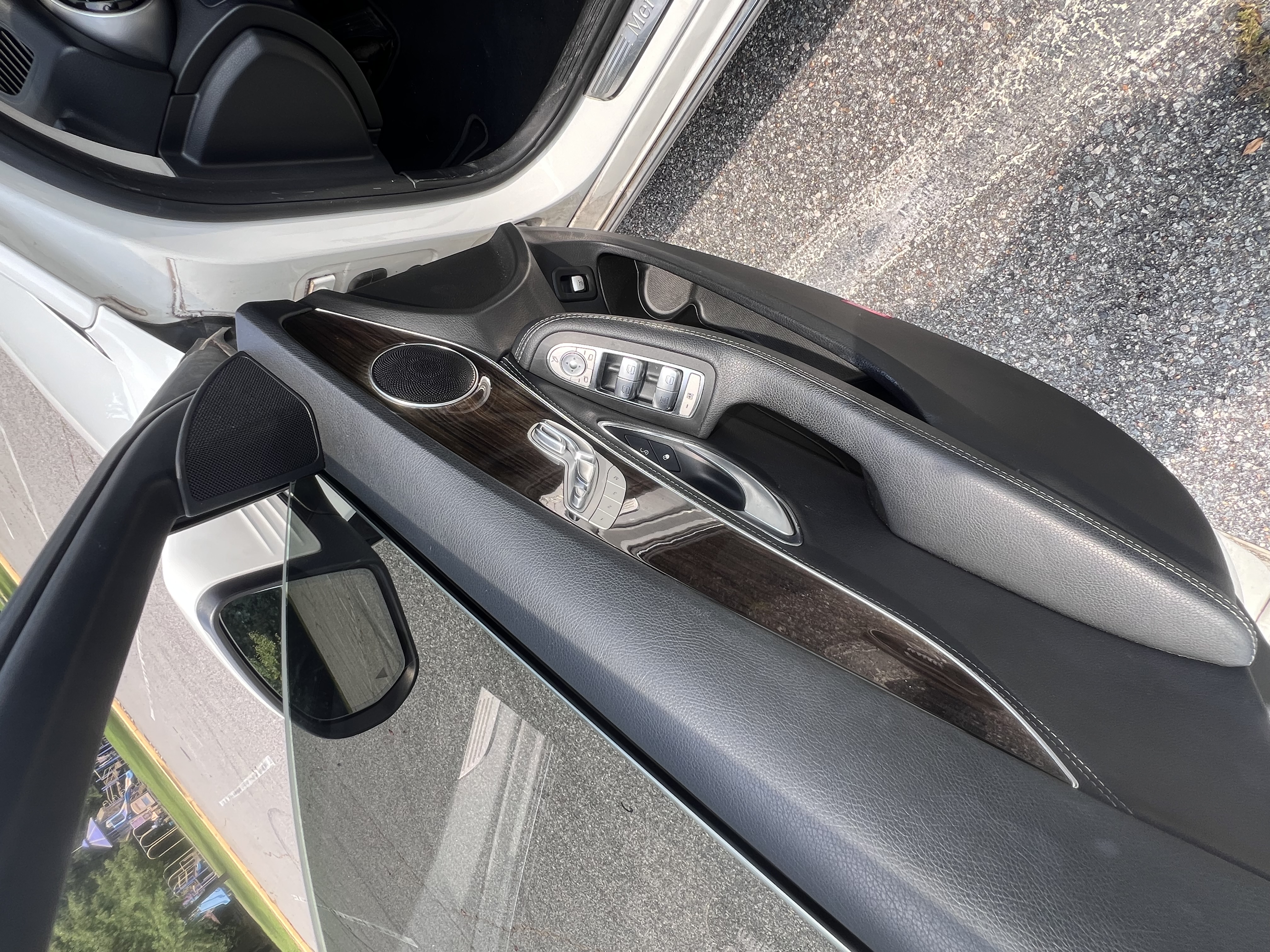 Used 2015 Mercedes-Benz C 300 Sedan image 21