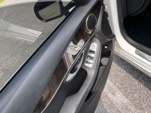 Used 2015 Mercedes-Benz C 300 Sedan image 21