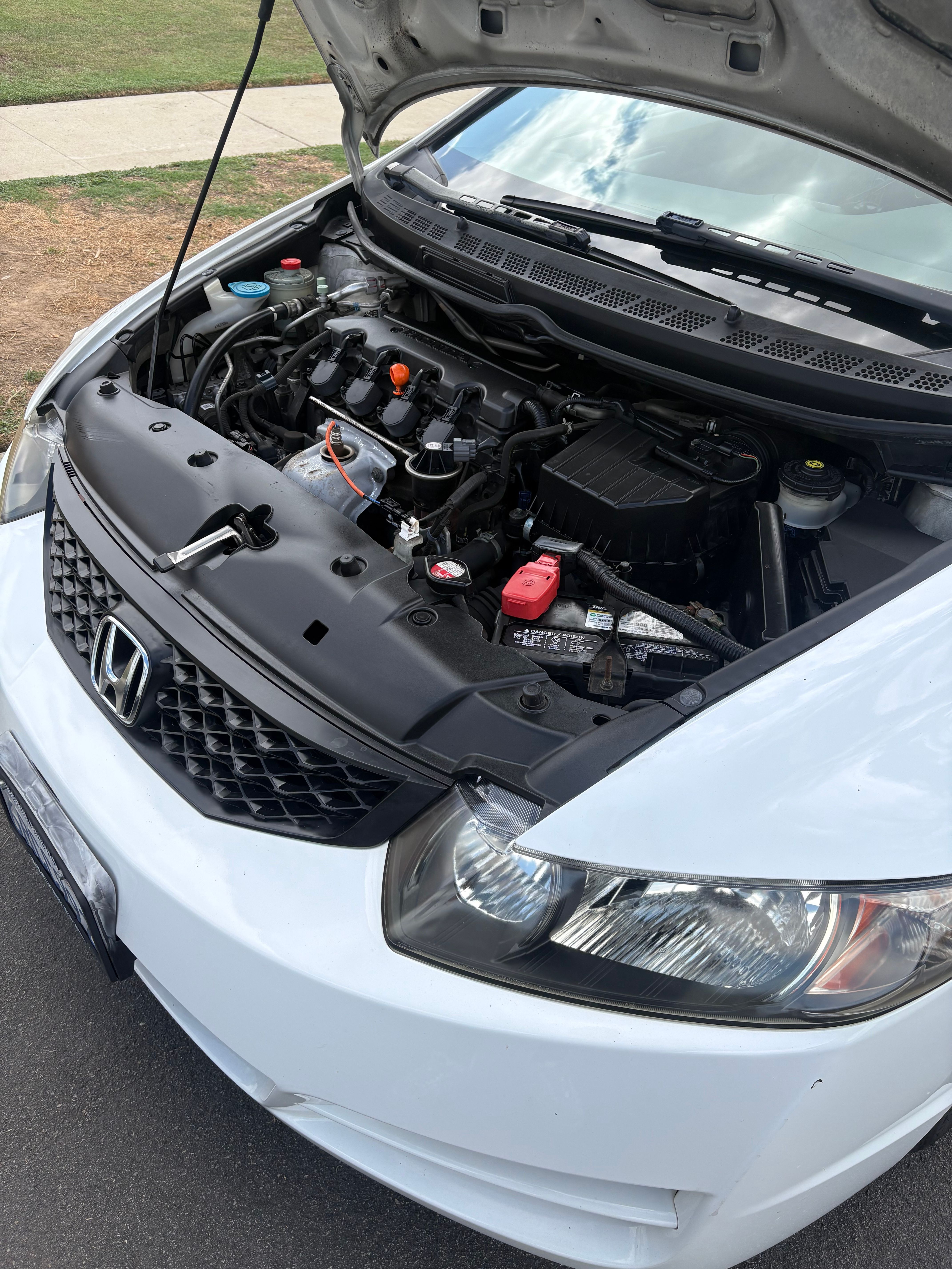 Used 2011 Honda Civic LX image 2