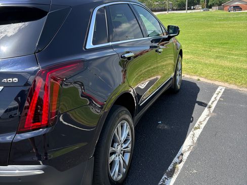 Used 2022 Cadillac XT5 Premium Luxury w/ Technology Package AWD/4WD image 4