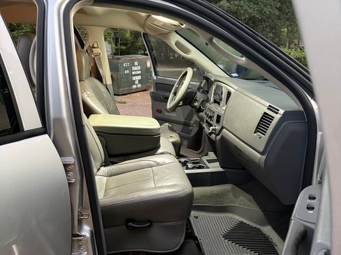 Used 2007 Dodge Ram 2500 Truck SLT RWD image 11