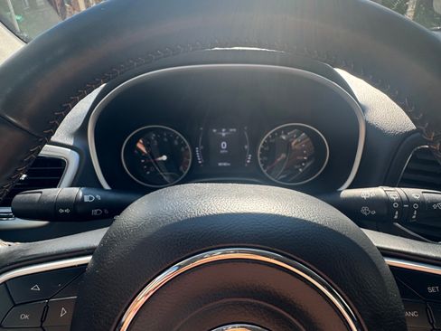 Used 2019 Jeep Compass Latitude w/ Cold Weather Group AWD/4WD image 29