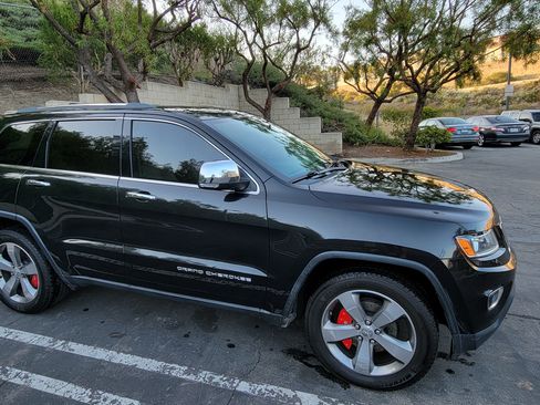 Used 2014 Jeep Grand Cherokee Limited w/ Trailer Tow Group IV image 14