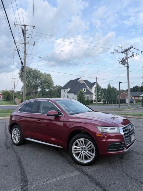 Used 2018 Audi Q5 2.0T Premium Plus w/ Premium Plus Package AWD/4WD image 4