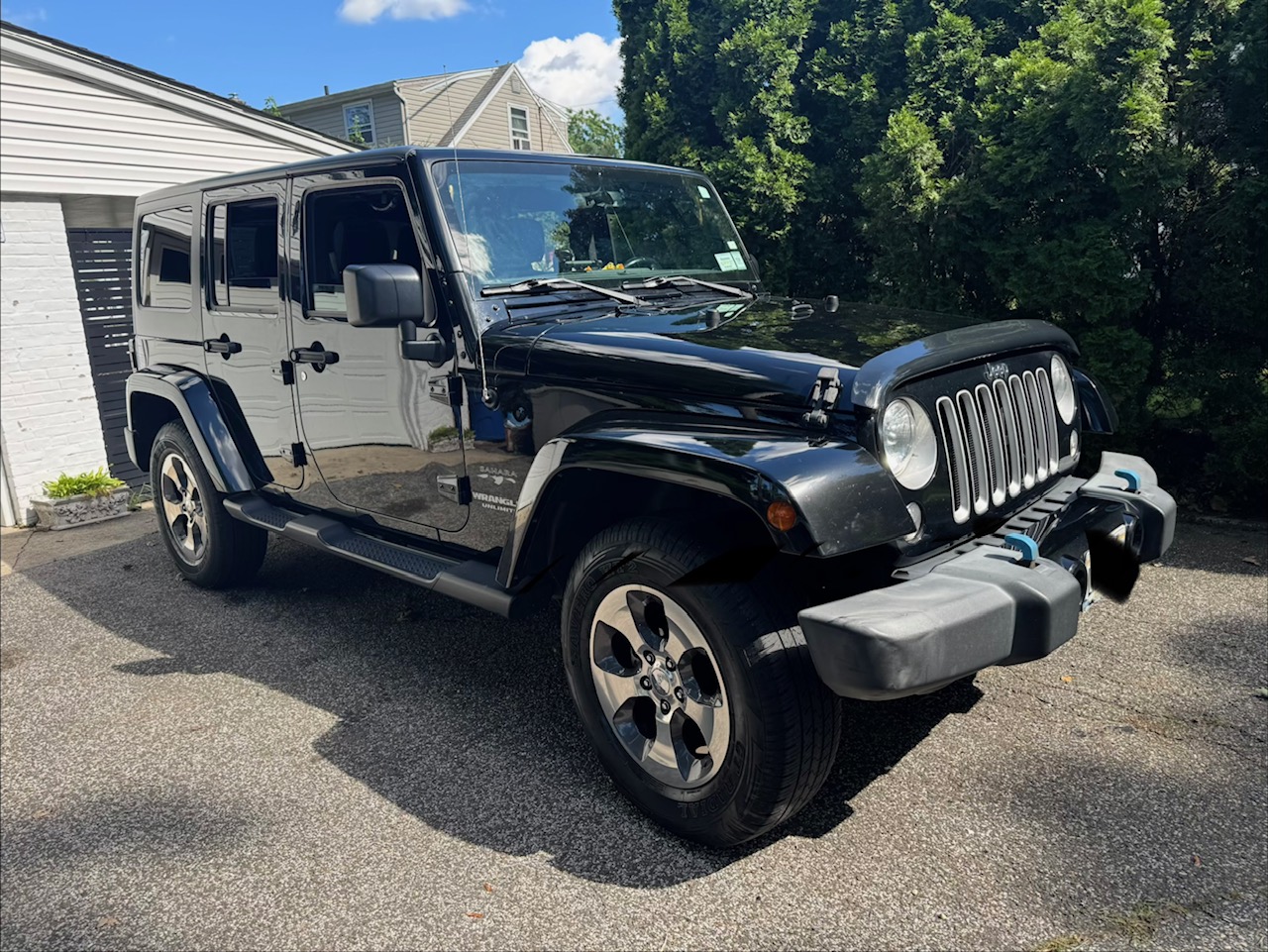 Used 2016 Jeep Wrangler Unlimited Sahara w/ Dual Top Group AWD/4WD image 5