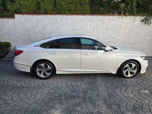 Used 2019 Honda Accord EX-L image 8