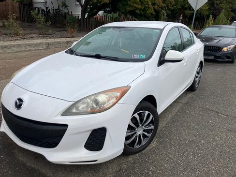 Used 2012 MAZDA MAZDA3 i Sport image 4