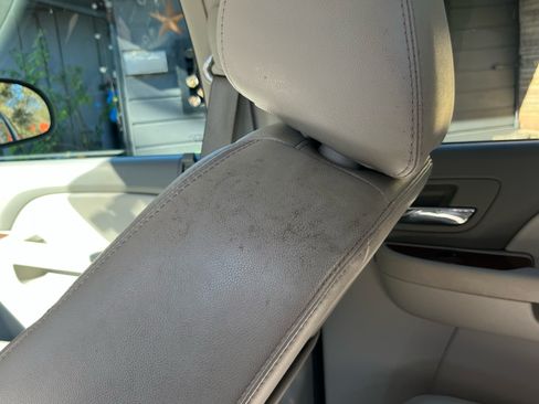 Used 2012 Chevrolet Avalanche LT image 16