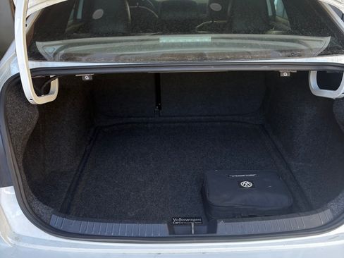 Used 2019 Volkswagen Jetta R-Line image 12