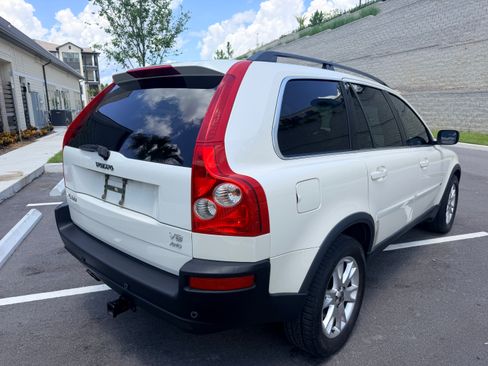 Used 2006 Volvo XC90 V8 AWD/4WD image 2