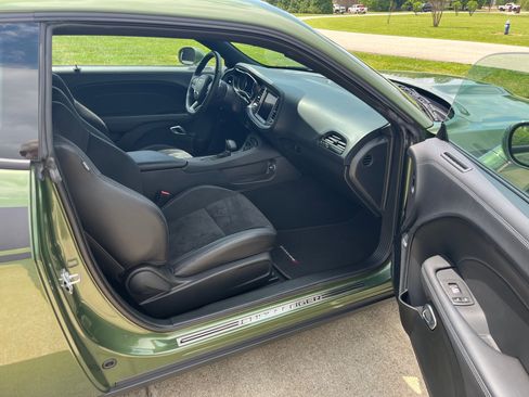 Used 2023 Dodge Challenger R/T w/ Plus Package RWD image 20