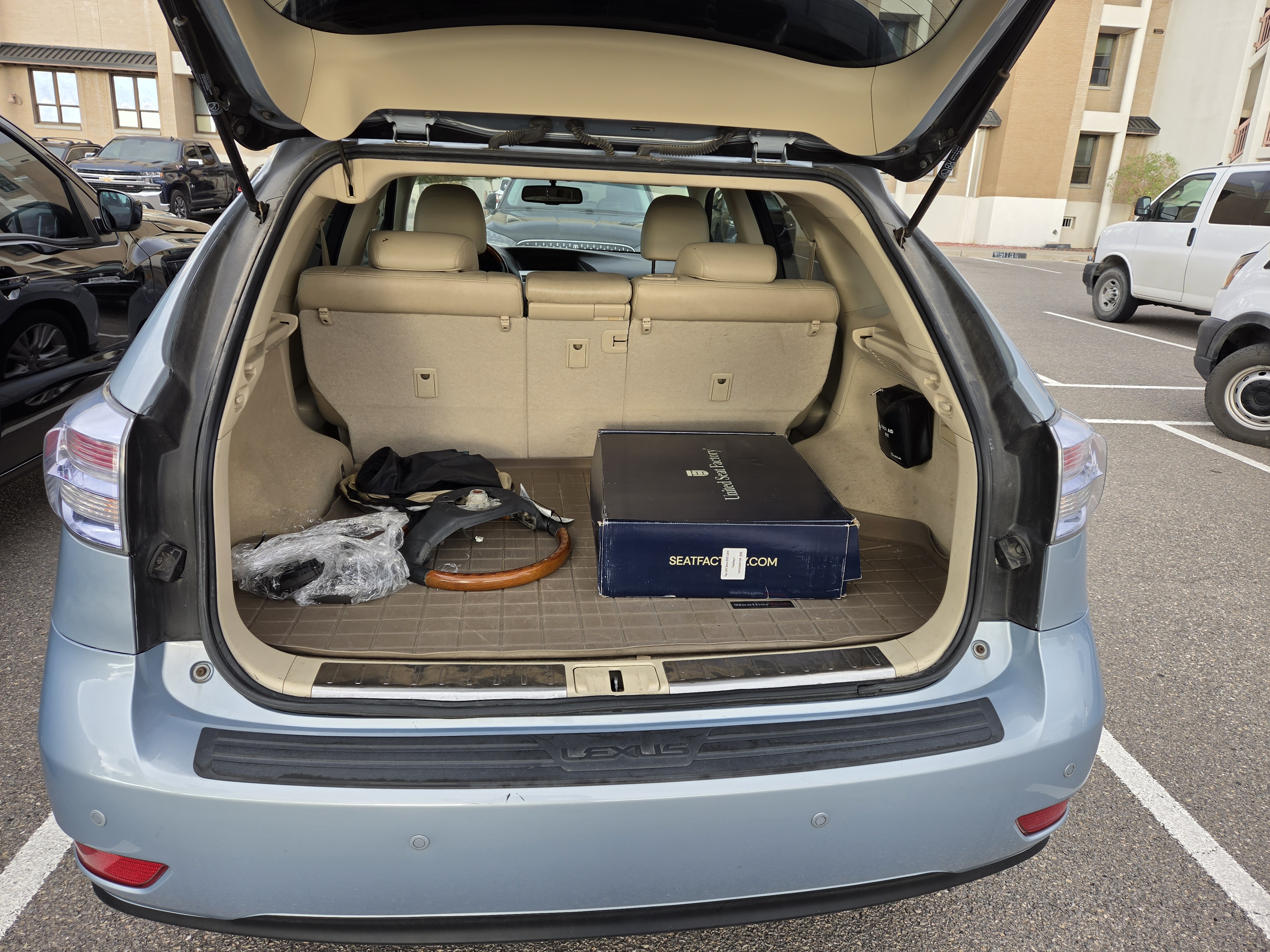 Used 2010 Lexus RX 450h 2WD image 9