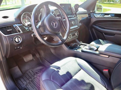 Used 2019 Mercedes-Benz GLS 450 4MATIC image 16