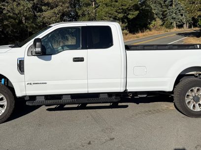 Used 2022 Ford F350 XLT w/ Camper Package