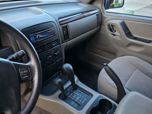Used 2000 Jeep Grand Cherokee Laredo image 5