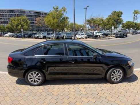 Used 2014 Volkswagen Jetta SE FWD image 5