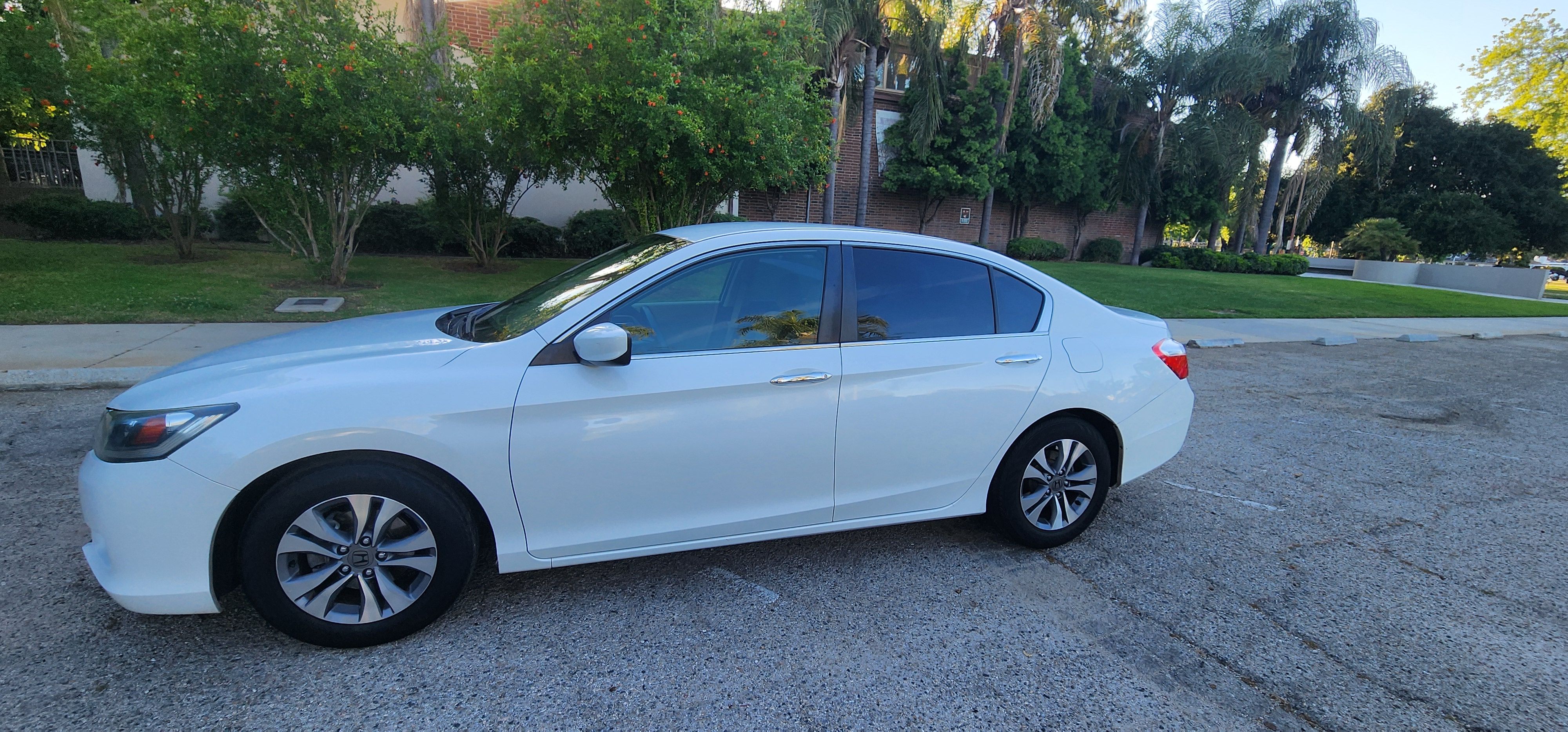 Used 2015 Honda Accord LX image 9
