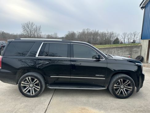 Used 2018 GMC Yukon Denali w/ Open Road Package image 6