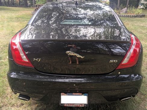 Used 2016 Jaguar XJ Supercharged image 5