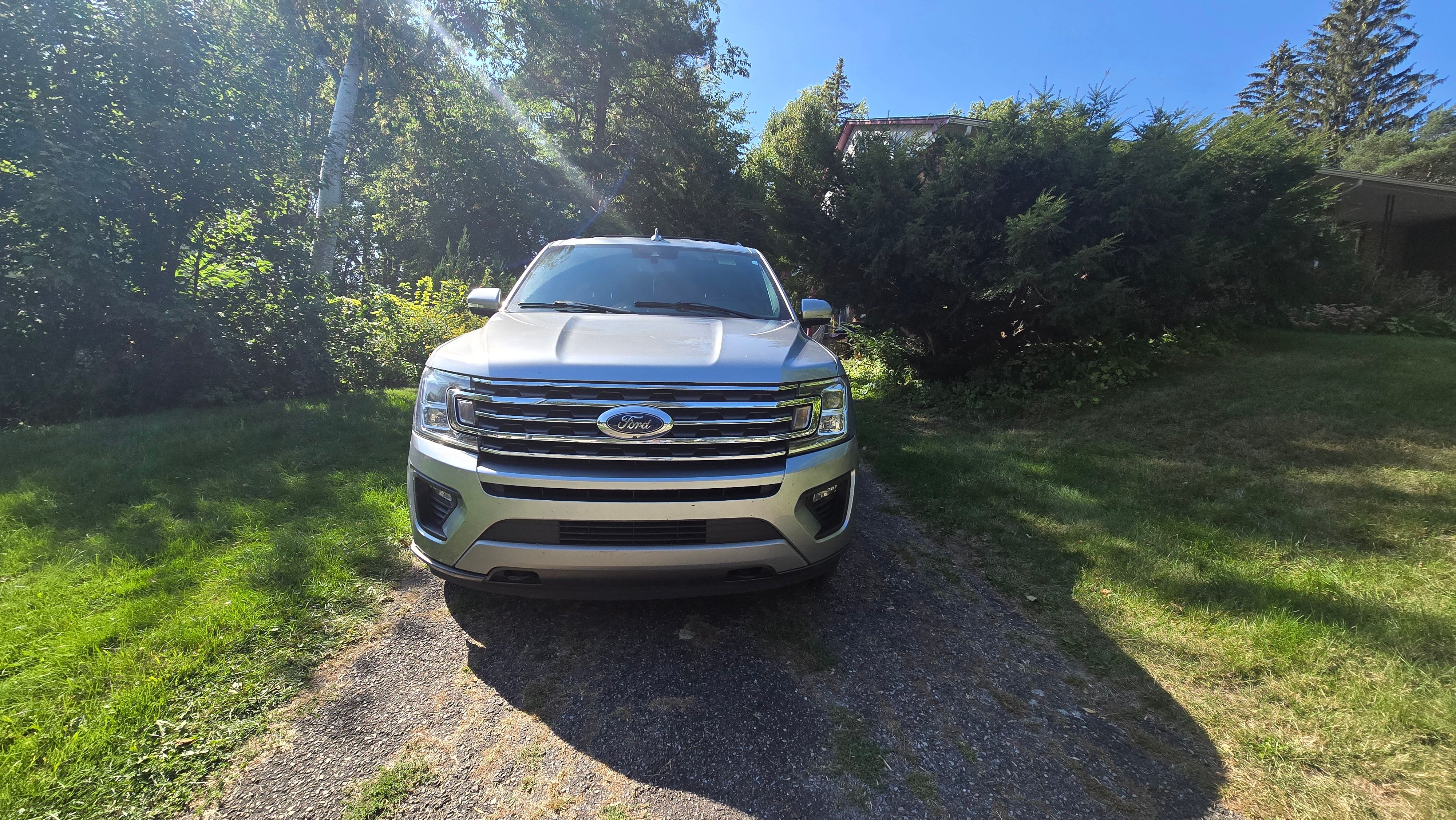 Used 2021 Ford Expedition Max XLT AWD/4WD image 1