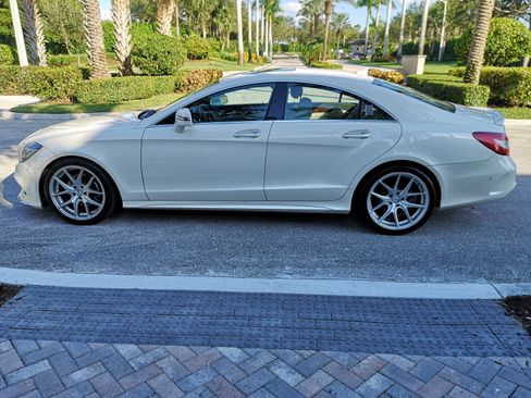 Used 2015 Mercedes-Benz CLS 400 image 4