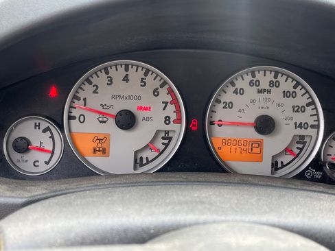 Used 2012 Nissan Frontier SV w/ Sport Appearance Pkg image 4