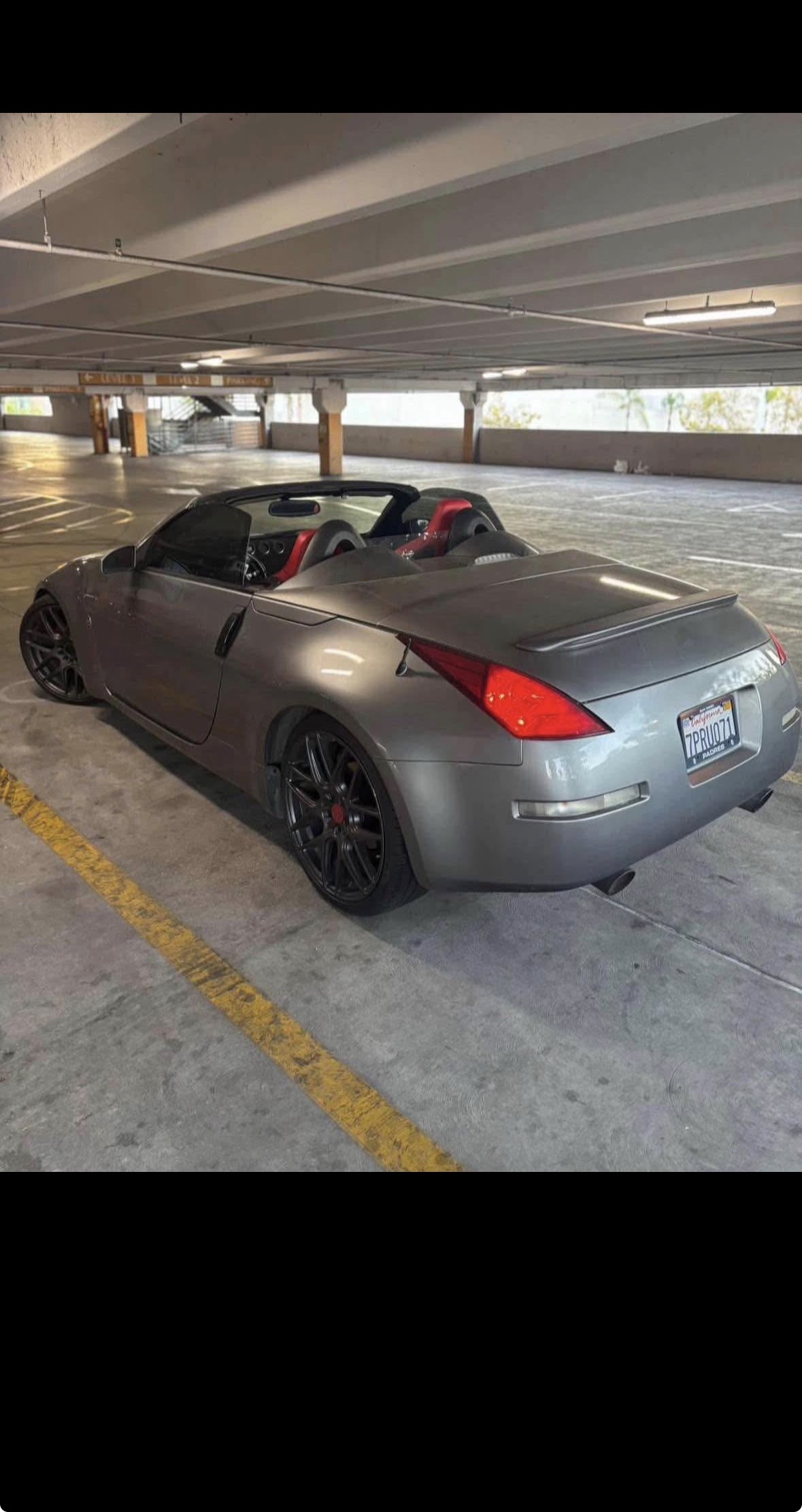 Used 2004 Nissan 350Z Touring RWD image 4
