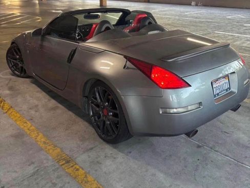 Used 2004 Nissan 350Z Touring image 4