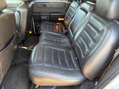 Used 2006 HUMMER H2 image 9