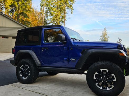 Used 2018 Jeep Wrangler Sport image 5