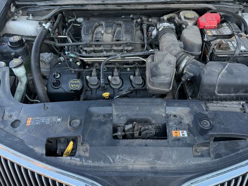 Used 2014 Lincoln MKS AWD w/ Equipment Group 101A image 6