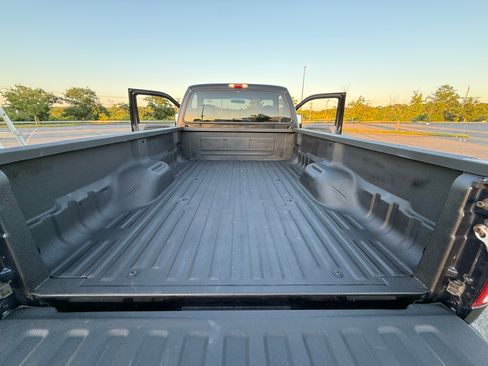 Used 2000 Ford F350 4x4 Regular Cab Super Duty image 10
