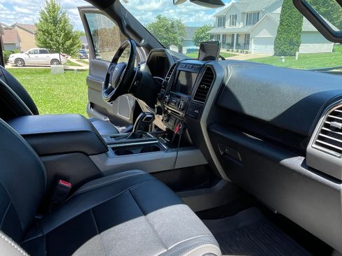 Used 2018 Ford F150 Raptor w/ Equipment Group 802A Luxury AWD/4WD image 11