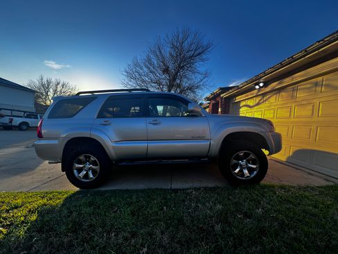Used 2008 Toyota 4Runner Sport image 6