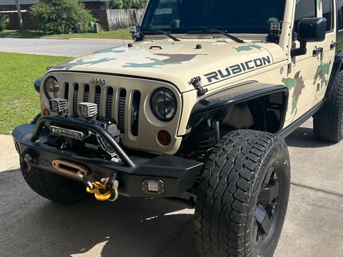 Used 2011 Jeep Wrangler Unlimited Rubicon w/ Dual Top Group image 2