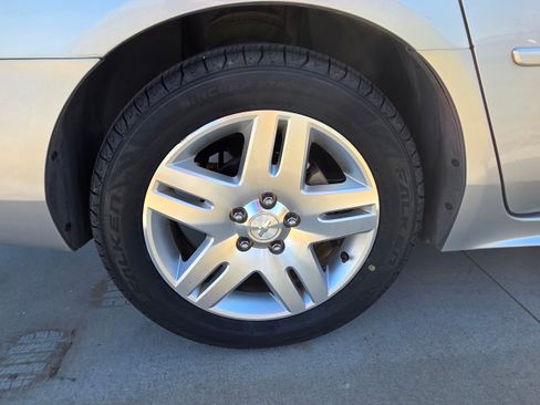 Used 2012 Chevrolet Impala LT w/ LT Sunroof Package image 4