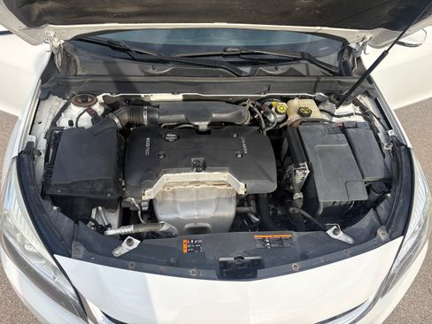 Used 2016 Chevrolet Malibu LT FWD image 12