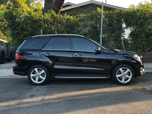Used 2018 Mercedes-Benz GLE 350 4MATIC image 2