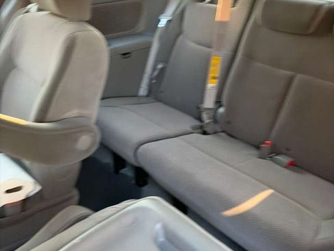 Used 2006 Toyota Sienna LE image 5