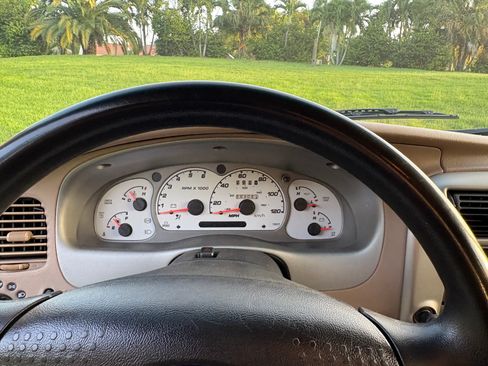 Used 2002 Ford Explorer Sport RWD image 8