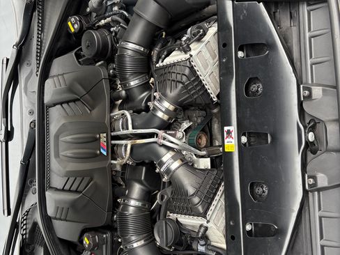 Used 2015 BMW M5 RWD image 31